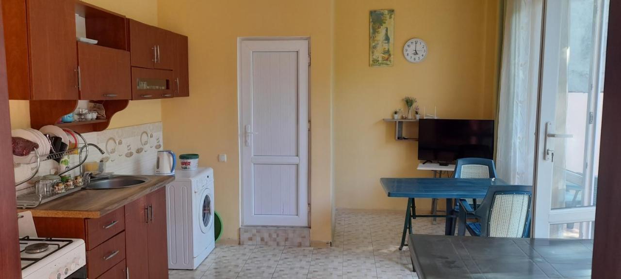 Lily Pearls Inn Kobuleti Dış mekan fotoğraf