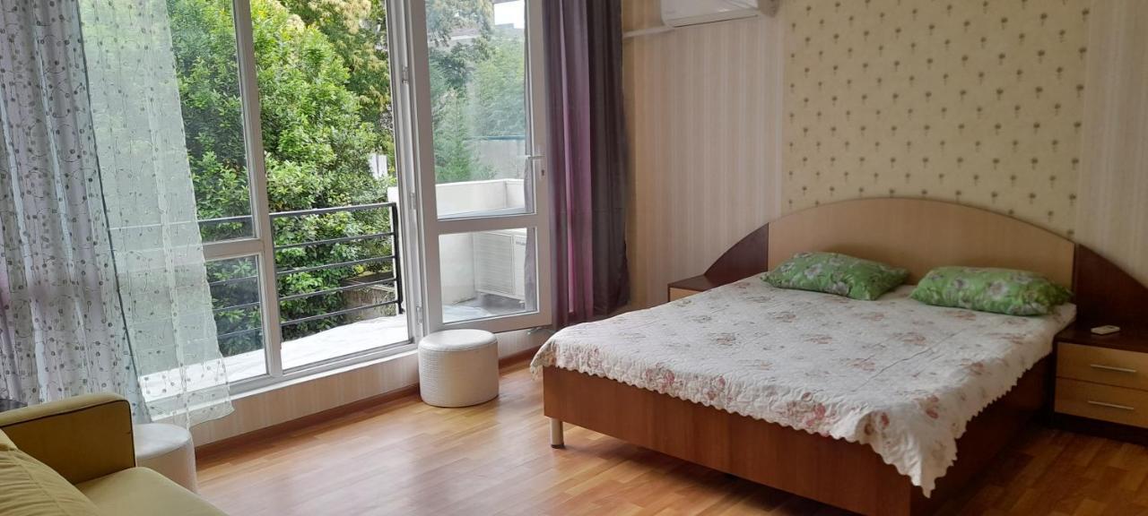 Lily Pearls Inn Kobuleti Dış mekan fotoğraf